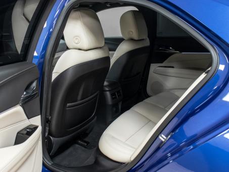 Cadillac CT4 Premium Luxury