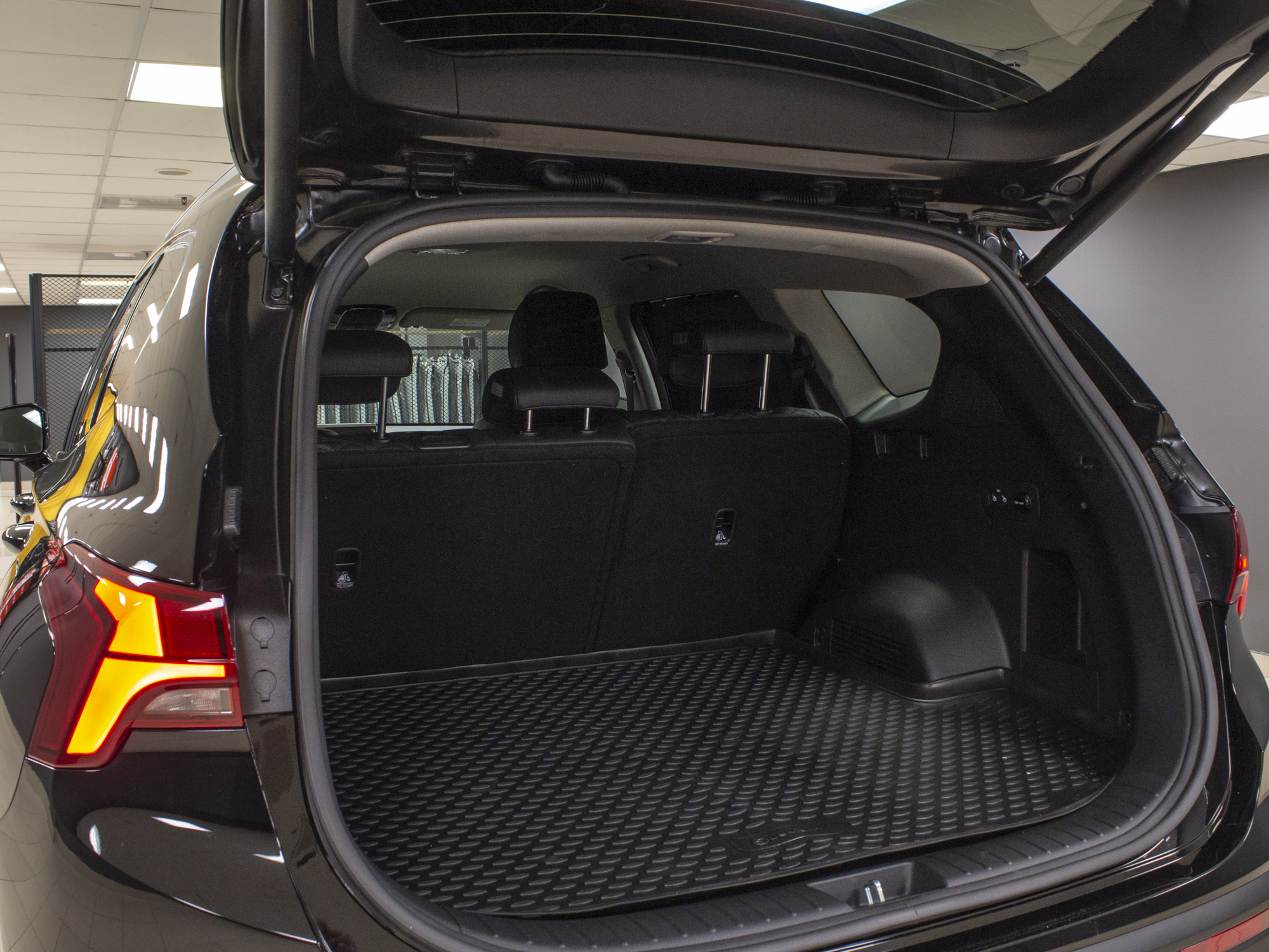 Hyundai Santa Fe NEW Hi-Tech