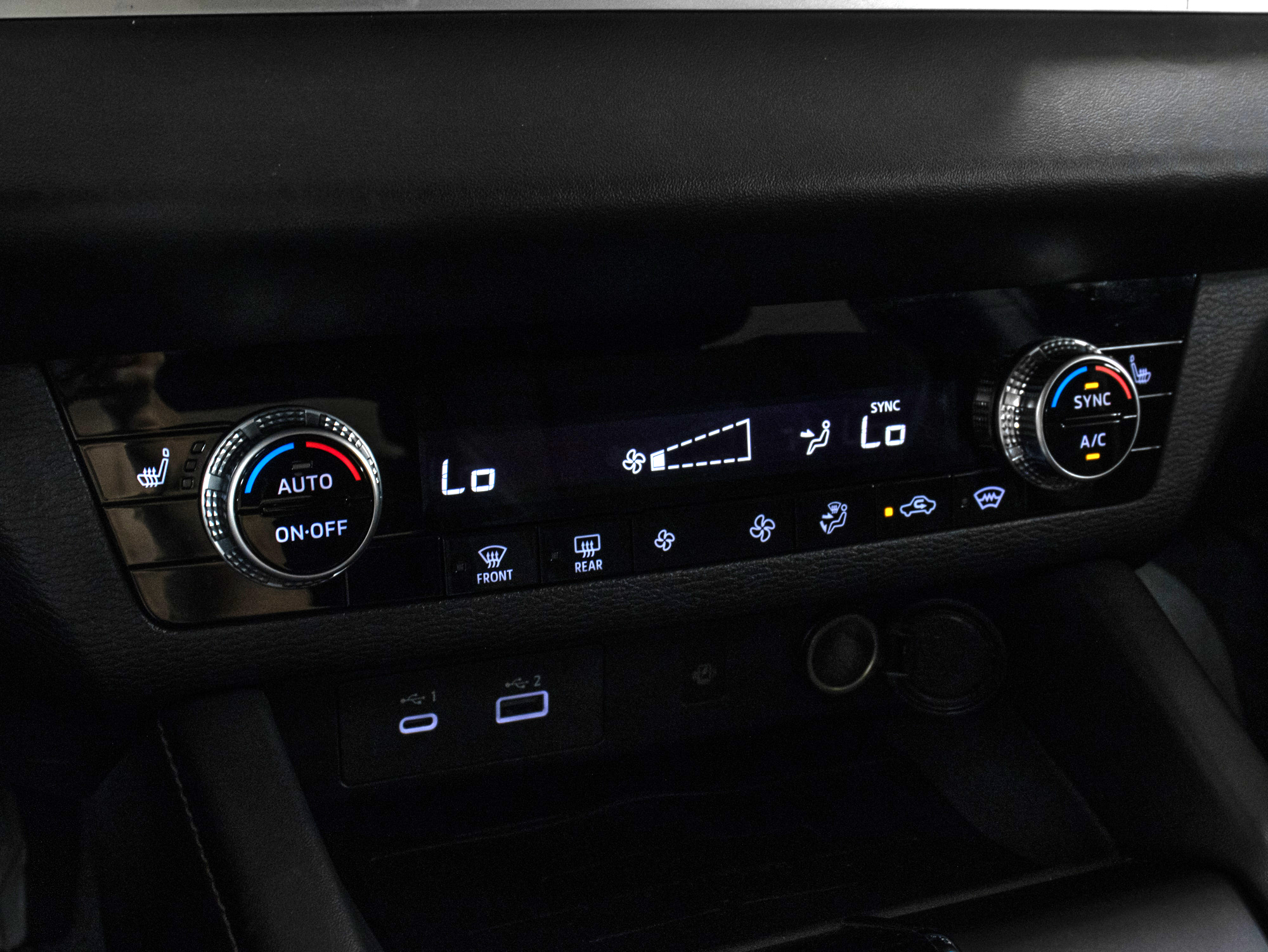 Mitsubishi Outlander SE