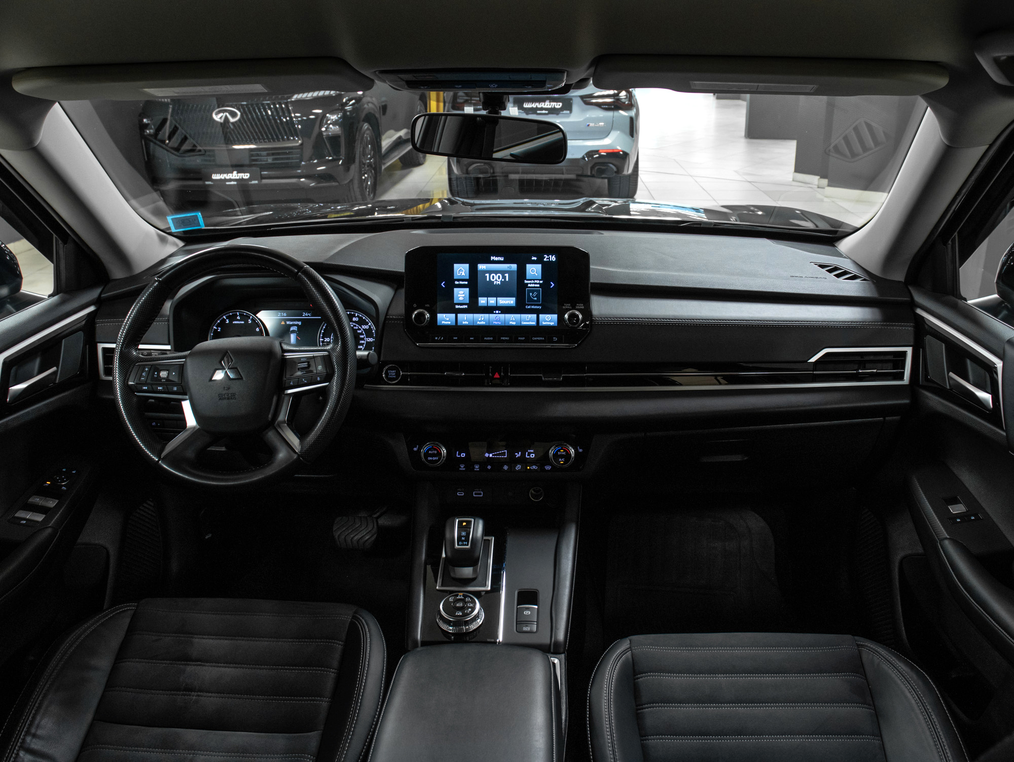 Mitsubishi Outlander SE