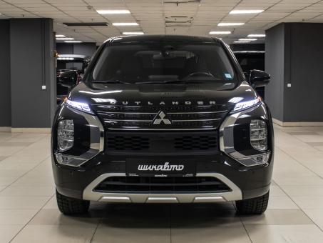 Mitsubishi Outlander SE