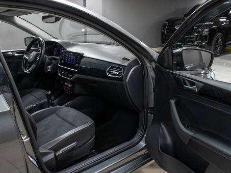Volkswagen Polo sedan