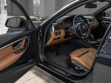 BMW 3 series 330 i xDrive