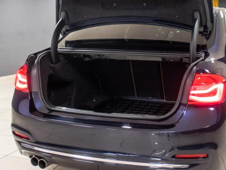 BMW 3 series 330 i xDrive