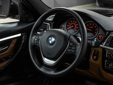 BMW 3 series 330 i xDrive