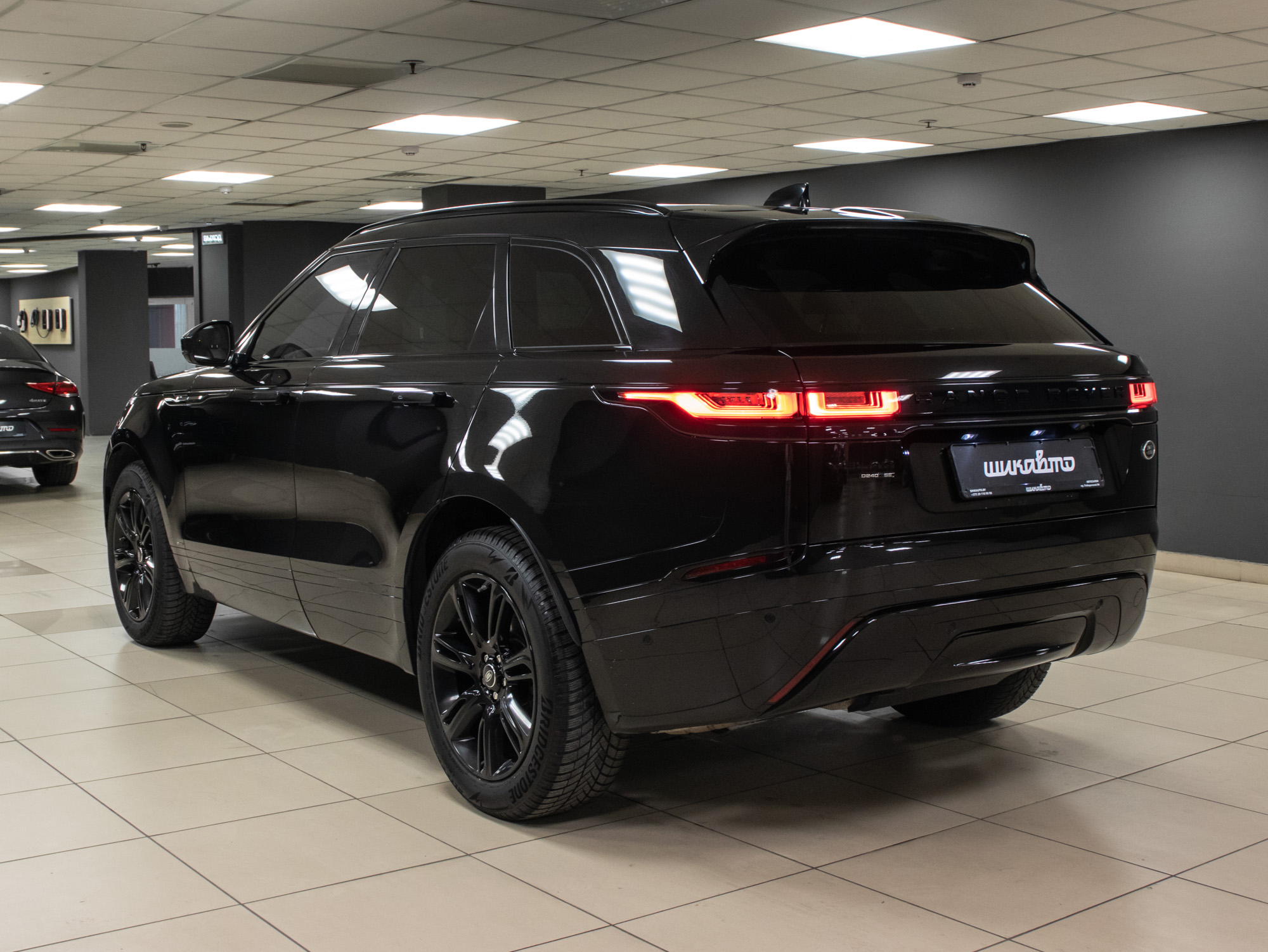 Land Rover Range Rover Velar D240SE