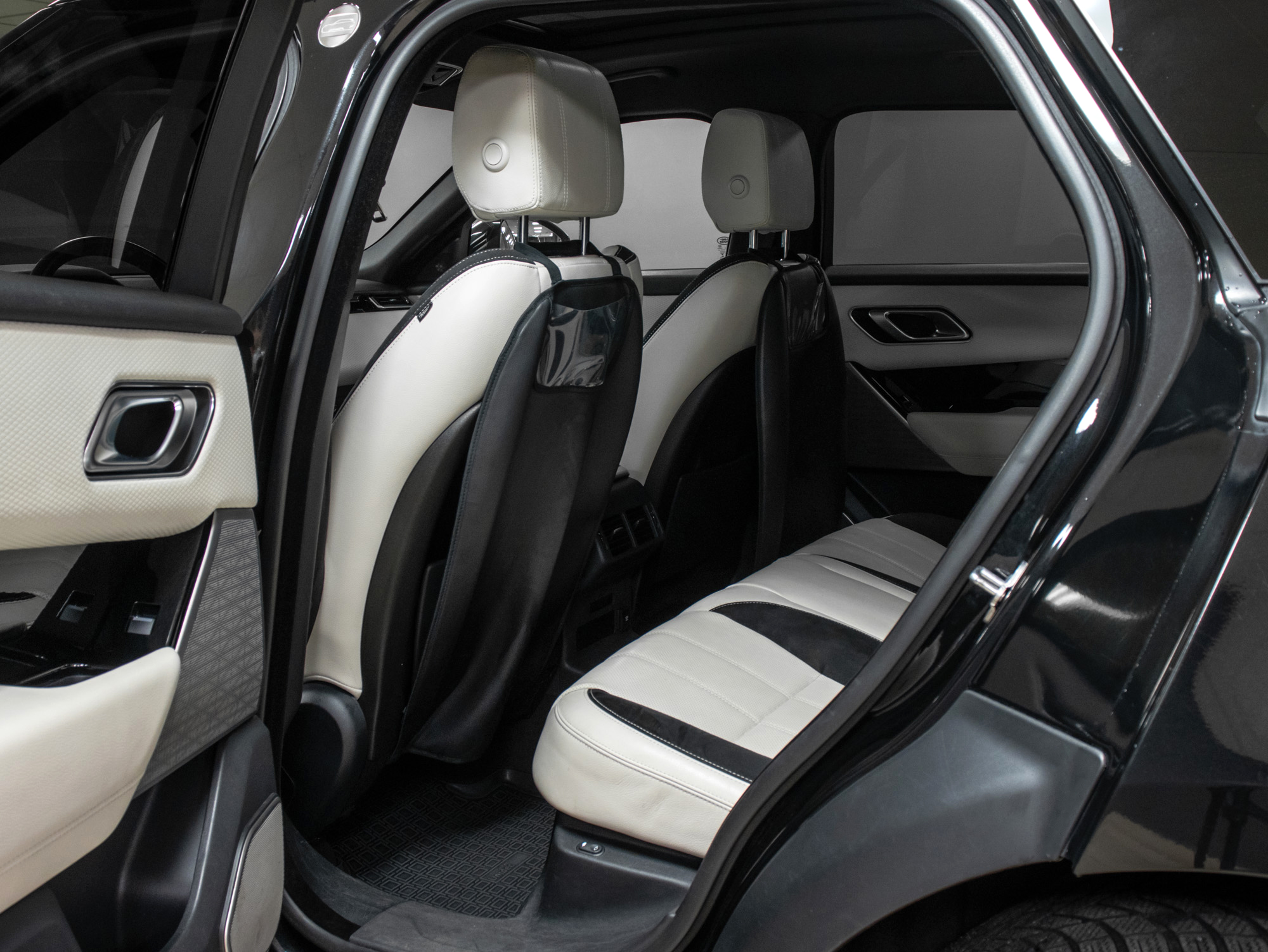Land Rover Range Rover Velar D240SE
