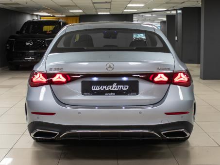 Mercedes-Benz E 350 4-matic