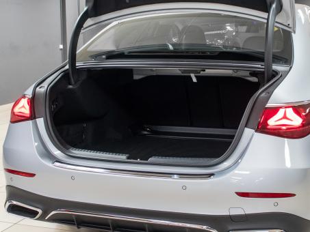 Mercedes-Benz E 350 4-matic