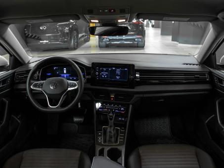 Volkswagen Jetta S