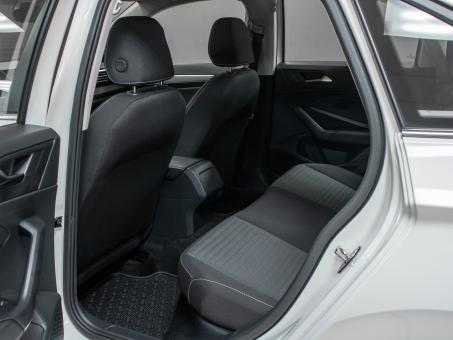 Volkswagen Jetta S