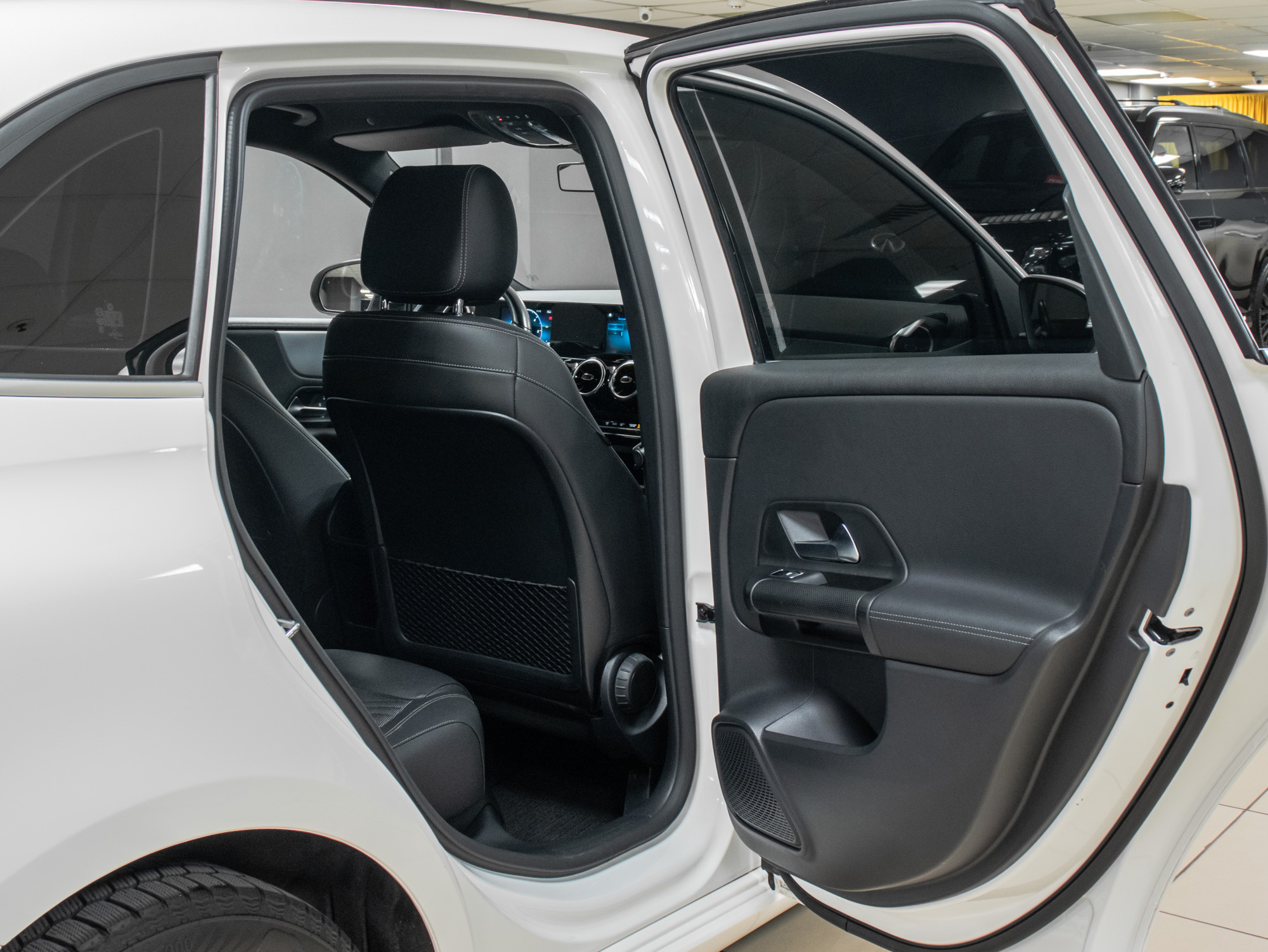 Mercedes-Benz B 180 D
