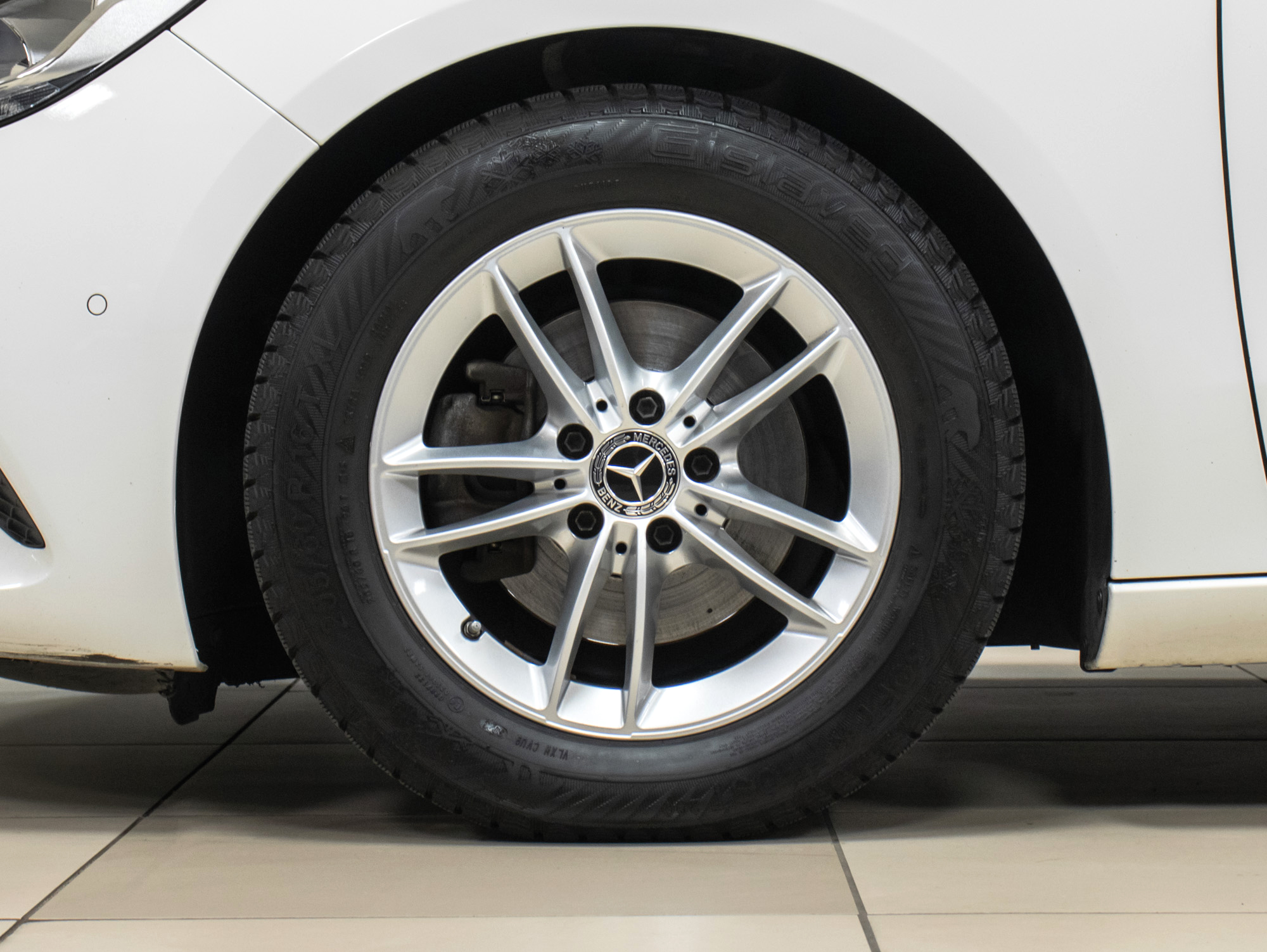 Mercedes-Benz B 180 D