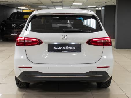 Mercedes-Benz B 180 D