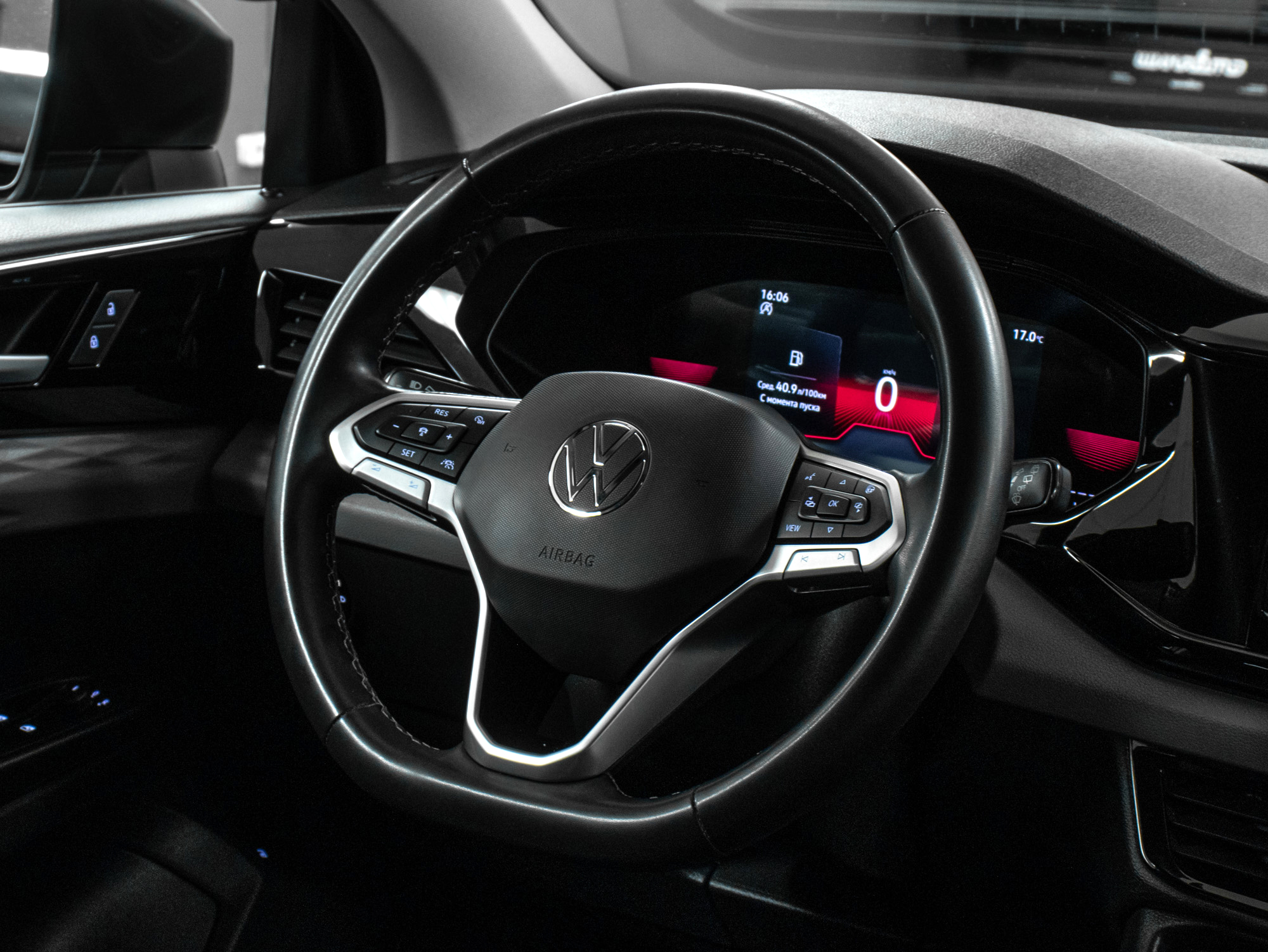 Volkswagen Taos 