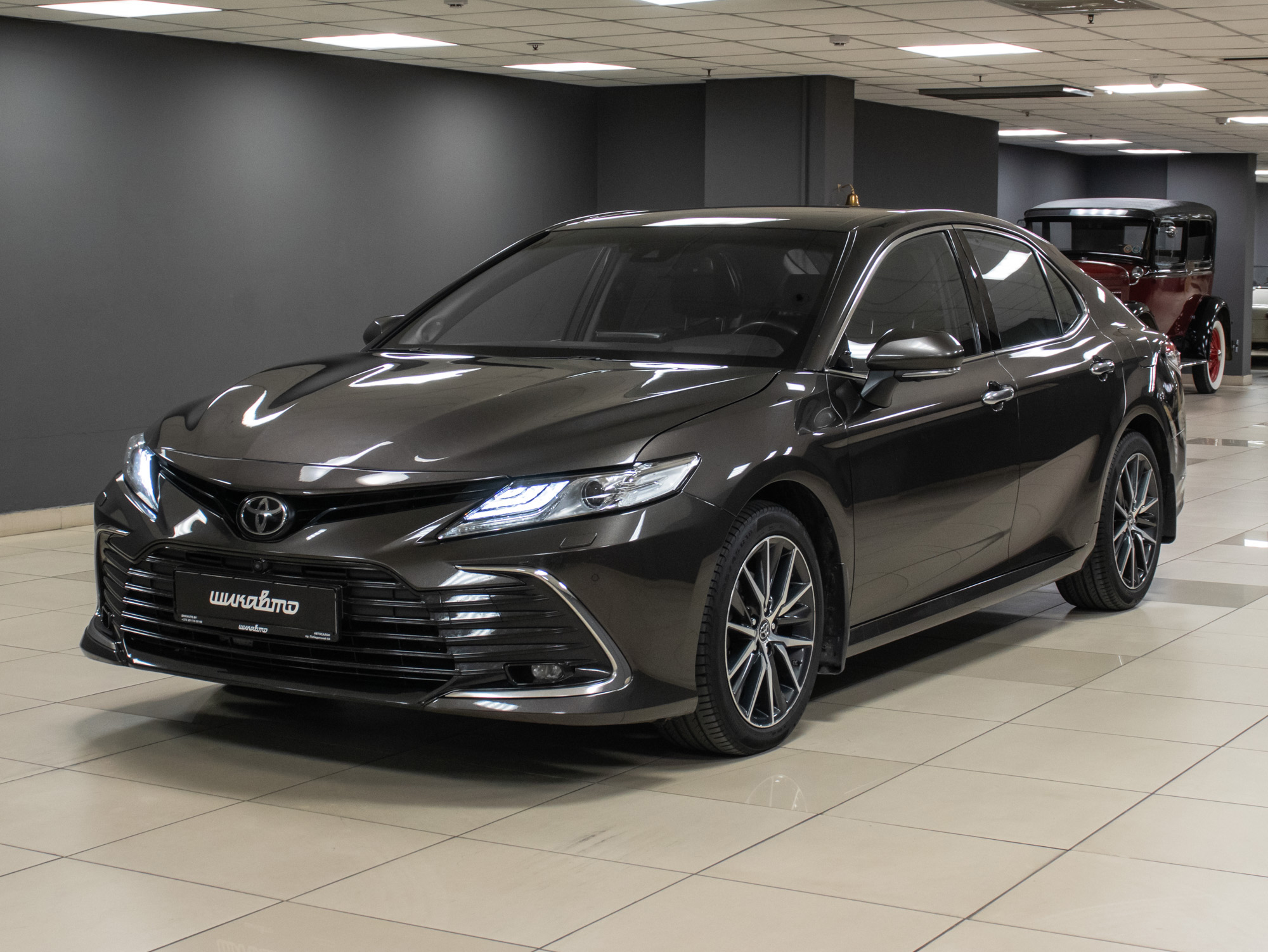 Toyota Camry V6