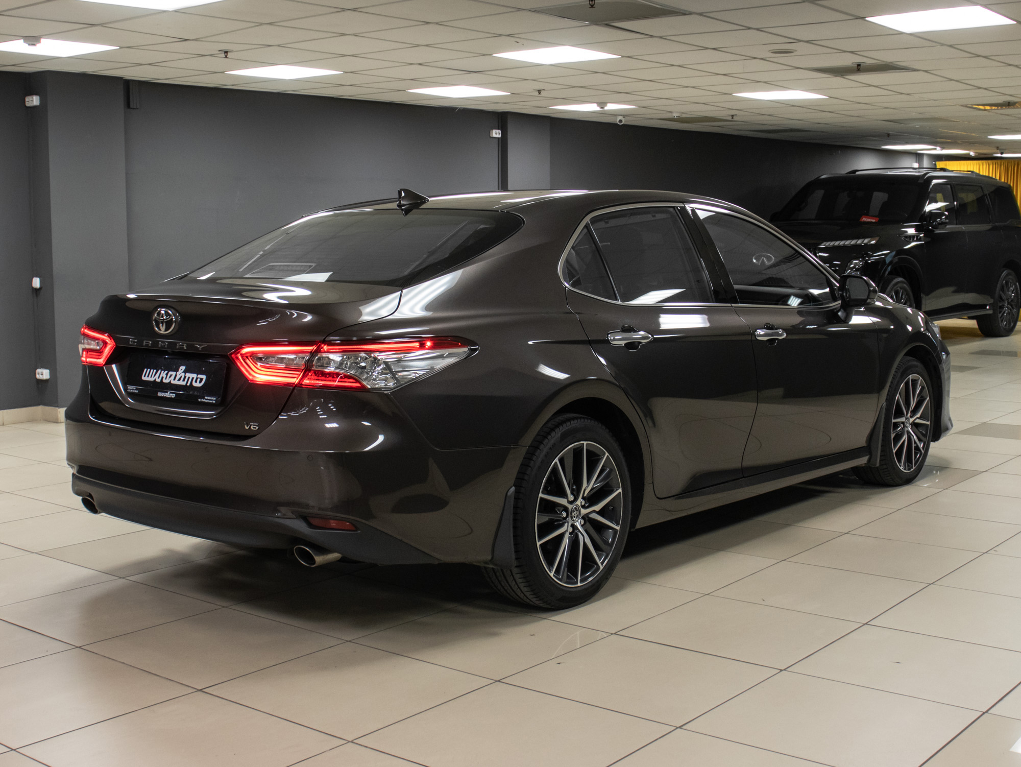 Toyota Camry V6