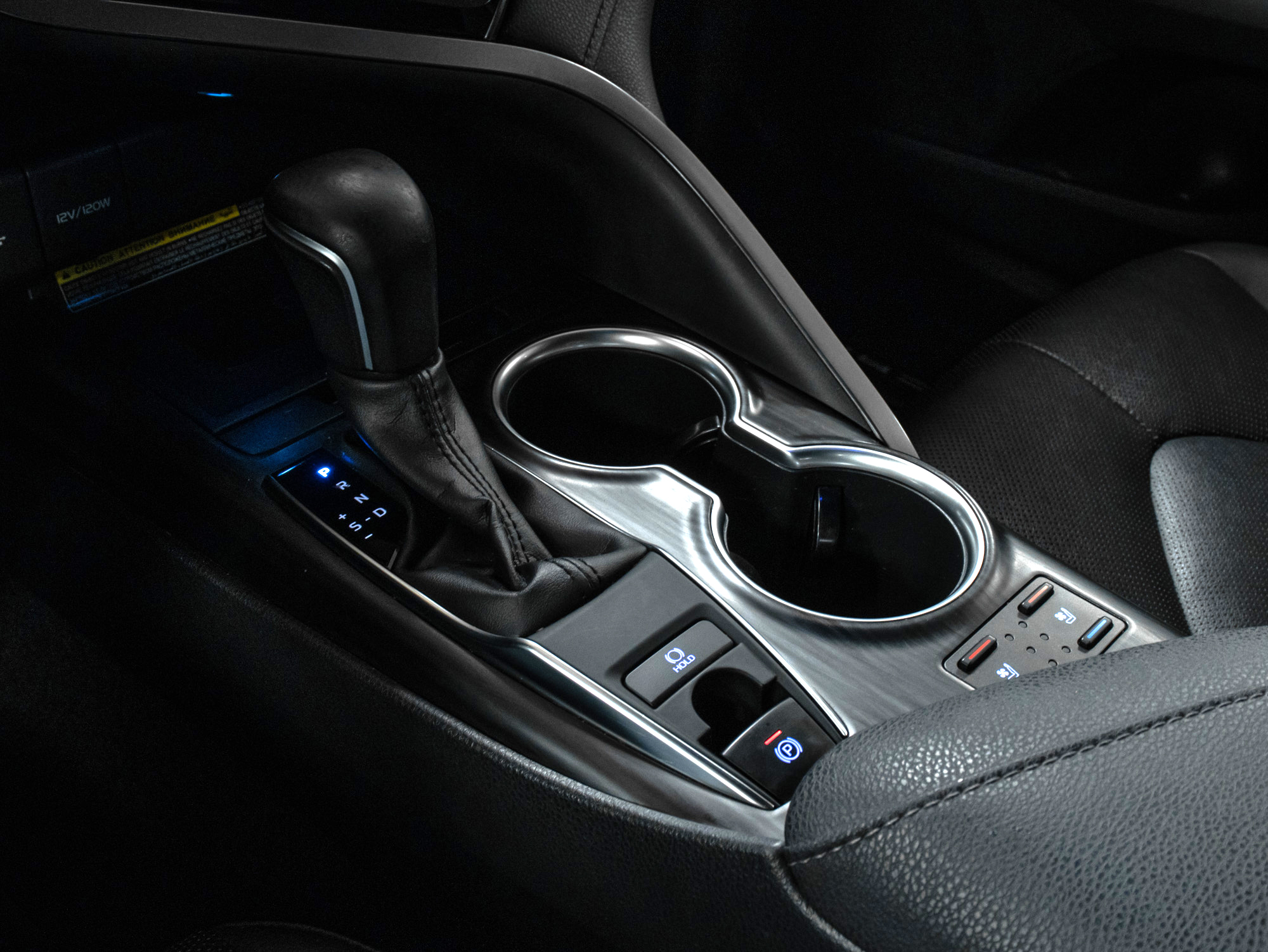 Toyota Camry V6