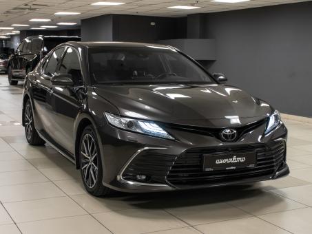 Toyota Camry V6