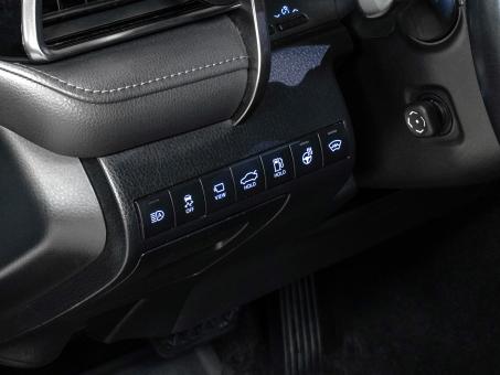 Toyota Camry V6