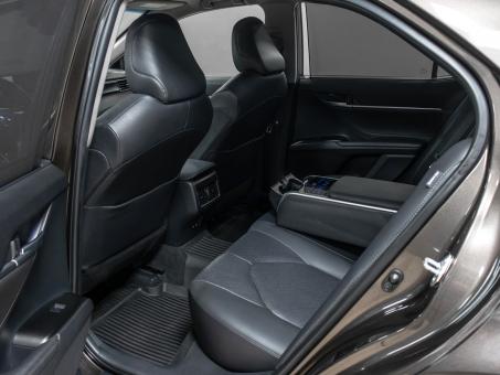 Toyota Camry V6