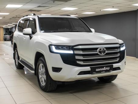 Toyota Land Cruiser LC300