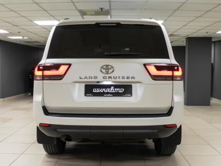 Toyota Land Cruiser LC300