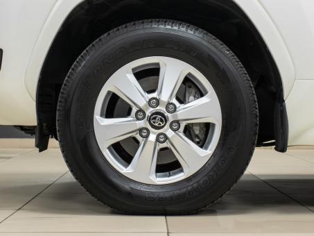 Toyota Land Cruiser LC300