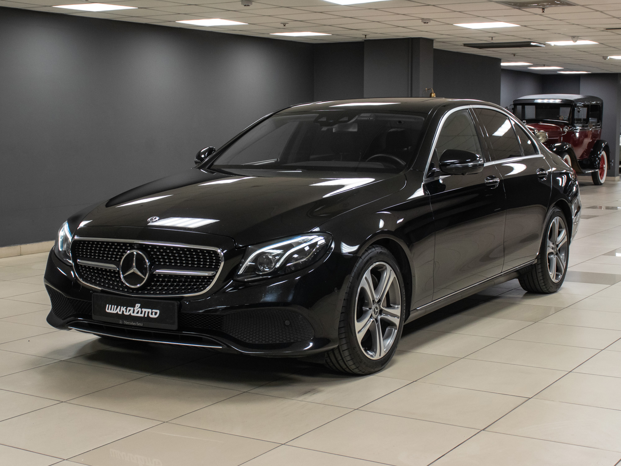 Mercedes-Benz E 300