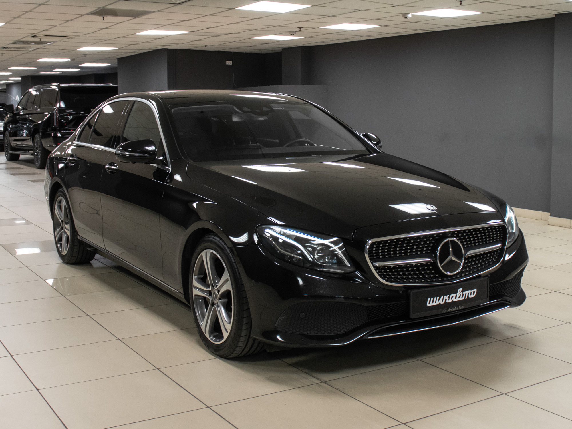 Mercedes-Benz E 300