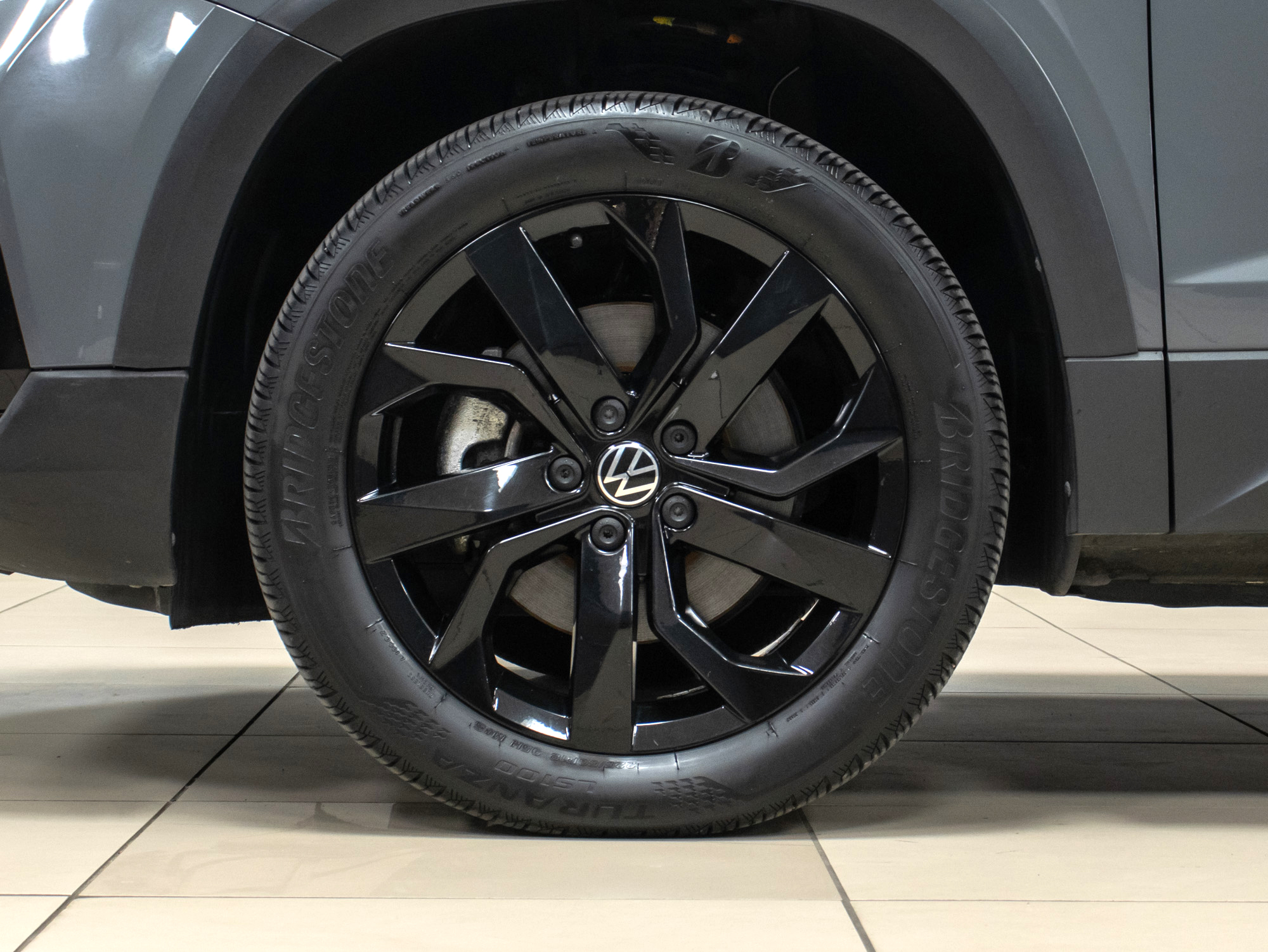 Volkswagen Taos SE
