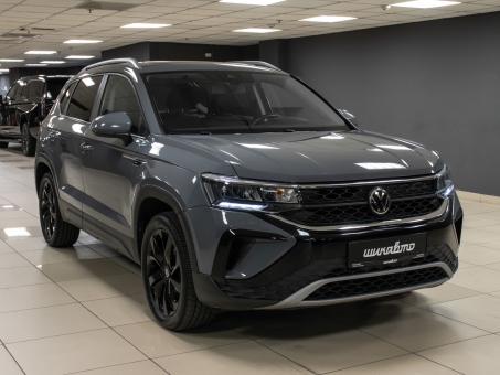 Volkswagen Taos SE