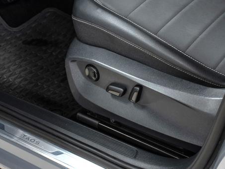 Volkswagen Taos SE