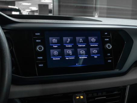 Volkswagen Taos SE
