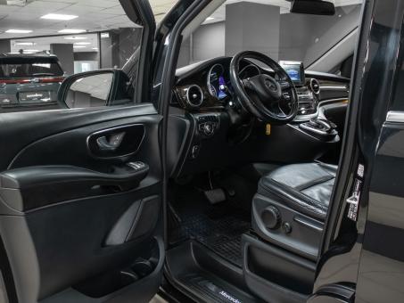 Mercedes-Benz V class