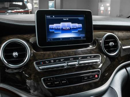 Mercedes-Benz V class