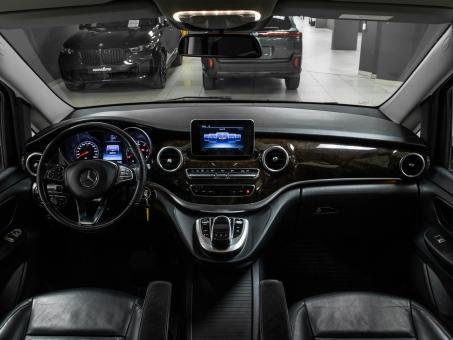 Mercedes-Benz V class