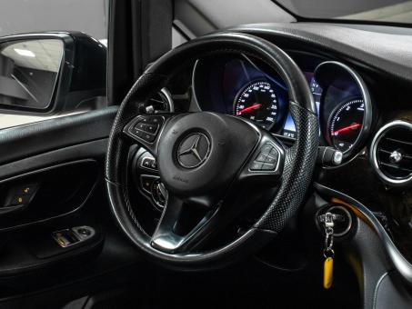 Mercedes-Benz V class