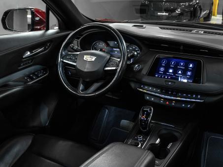 Cadillac XT4 Premium Luxury 2.0