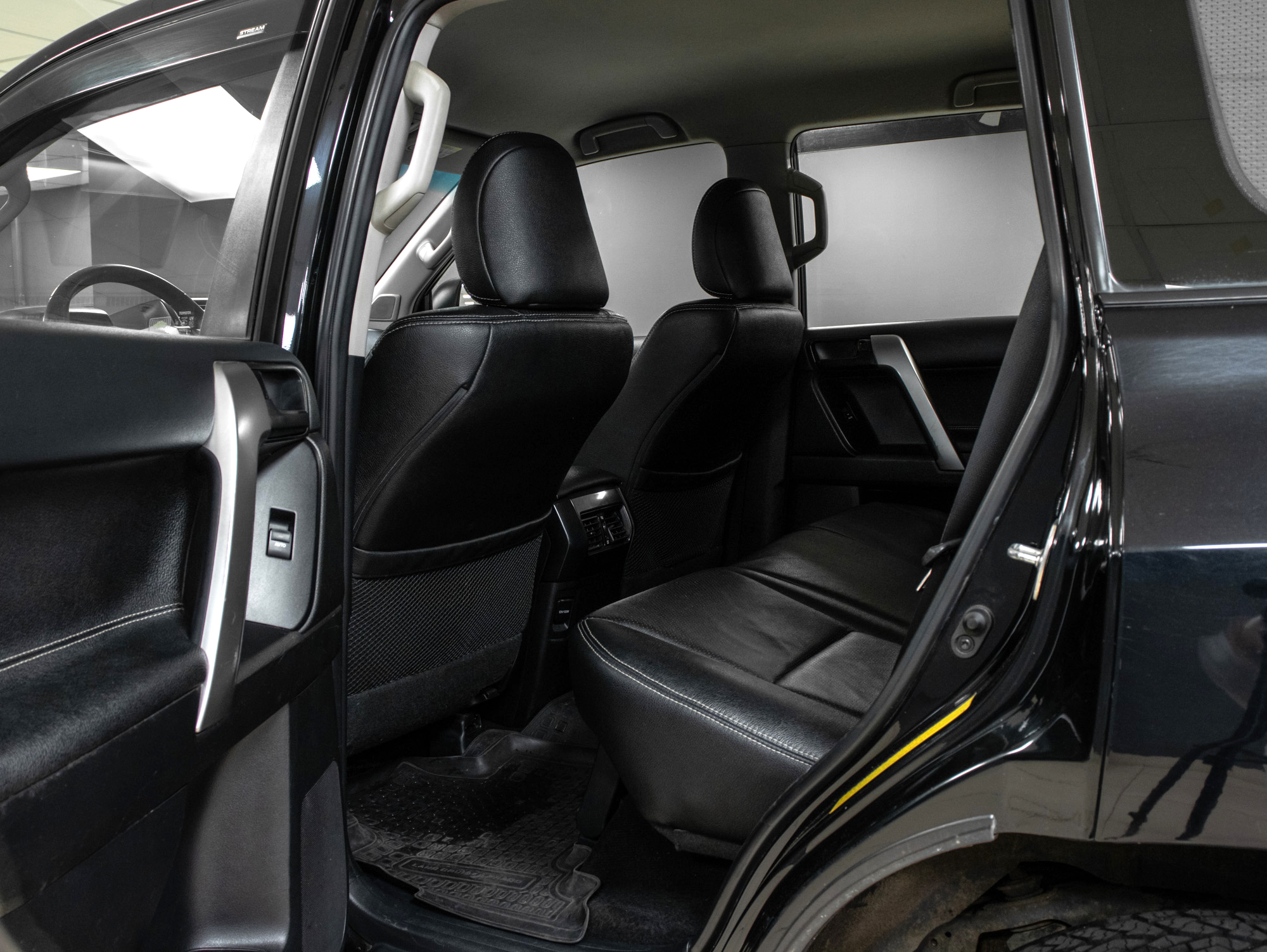 Toyota Land Cruiser Prado 150