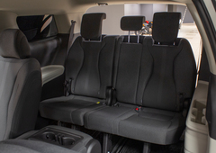 Kia Carnival 2.2D