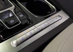 Kia Carnival 2.2D