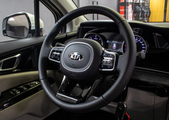 Kia Carnival 2.2D
