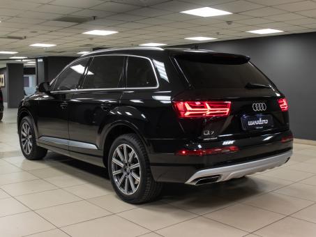 Audi Q7 Premium Plus