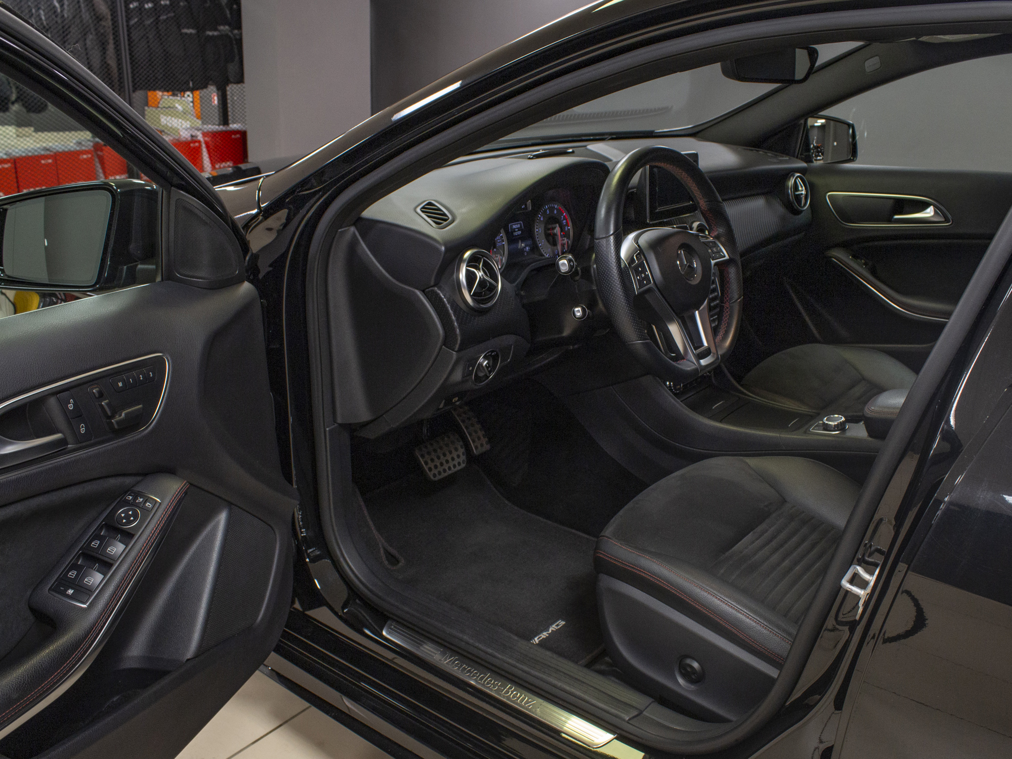 Mercedes-Benz A-class 