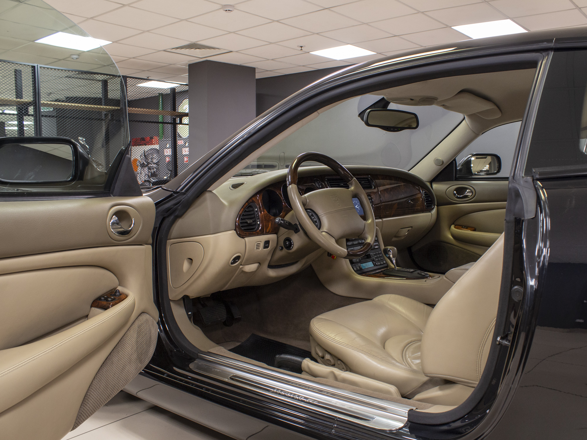 Jaguar XK/XKR XKR