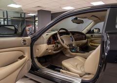 Jaguar XK/XKR XKR