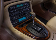 Jaguar XK/XKR XKR