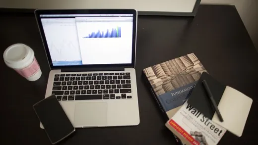 Use Spreadsheets Confidently: Navigation, Functions and More