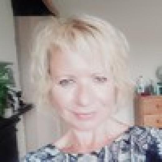 Profile photo of Jakki Bendell